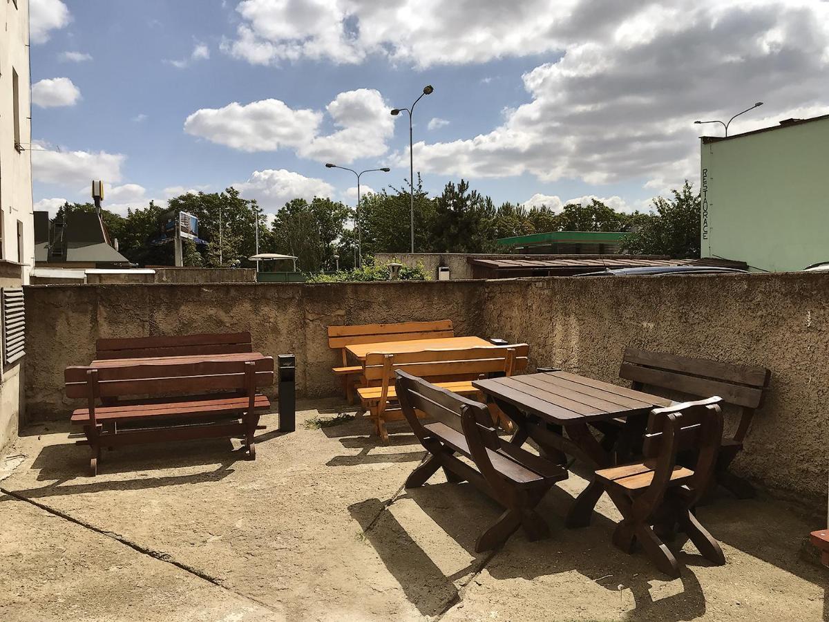 Light Rooms براغ المظهر الخارجي الصورة